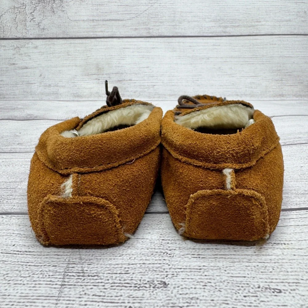 Minnetonka‎ Kids size 3 Moccasins Slippers Brown Suede Leather Lined Shoes